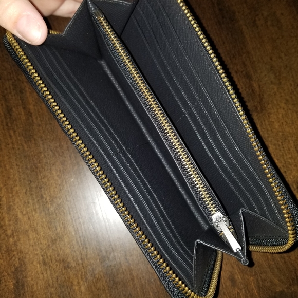 Coach wallet - Picture 2 of 2